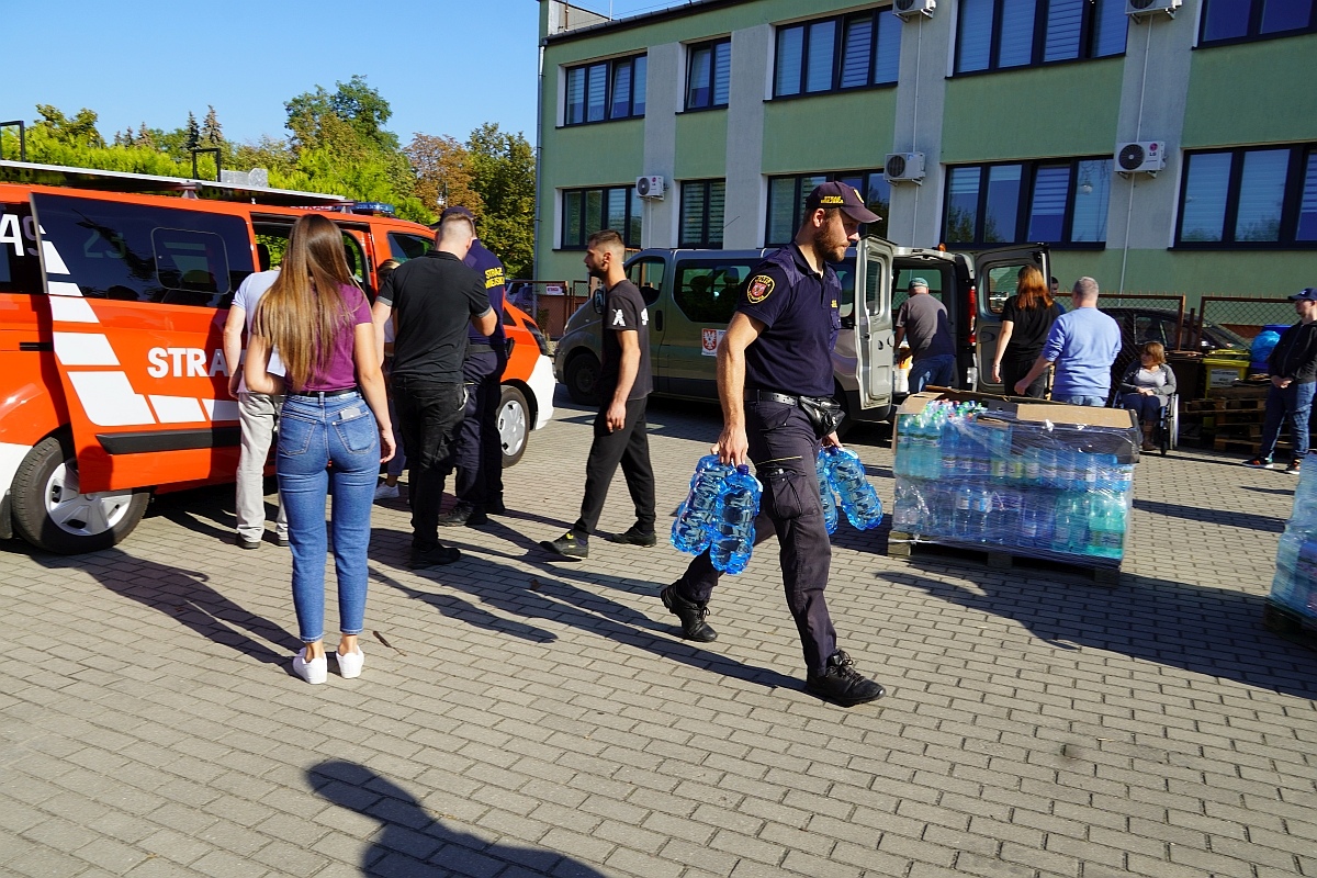 Ostrołęka pomaga powodzianom [20.09.2024] - zdjęcie #29 - eOstroleka.pl
