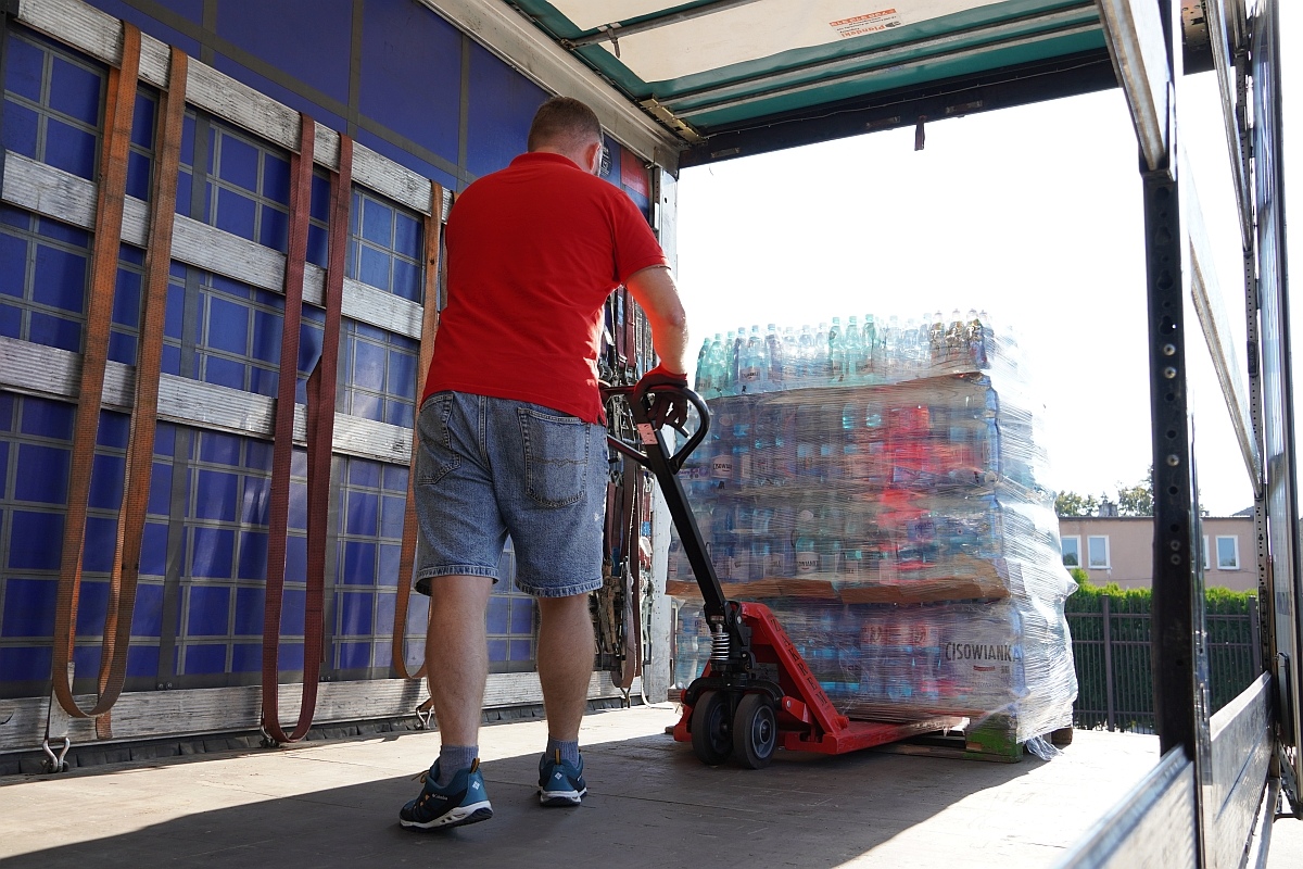Ostrołęka pomaga powodzianom [20.09.2024] - zdjęcie #12 - eOstroleka.pl