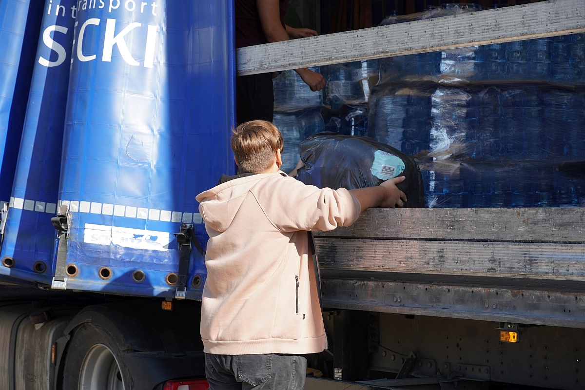 Ostrołęka pomaga powodzianom [20.09.2024] - zdjęcie #9 - eOstroleka.pl
