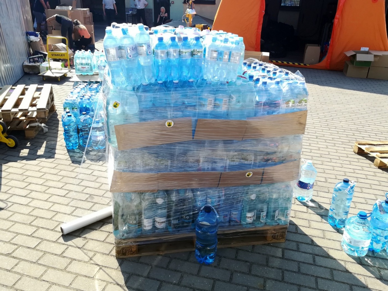 Lelis pomaga powodzianom [20.09.2024] - zdjęcie #3 - eOstroleka.pl