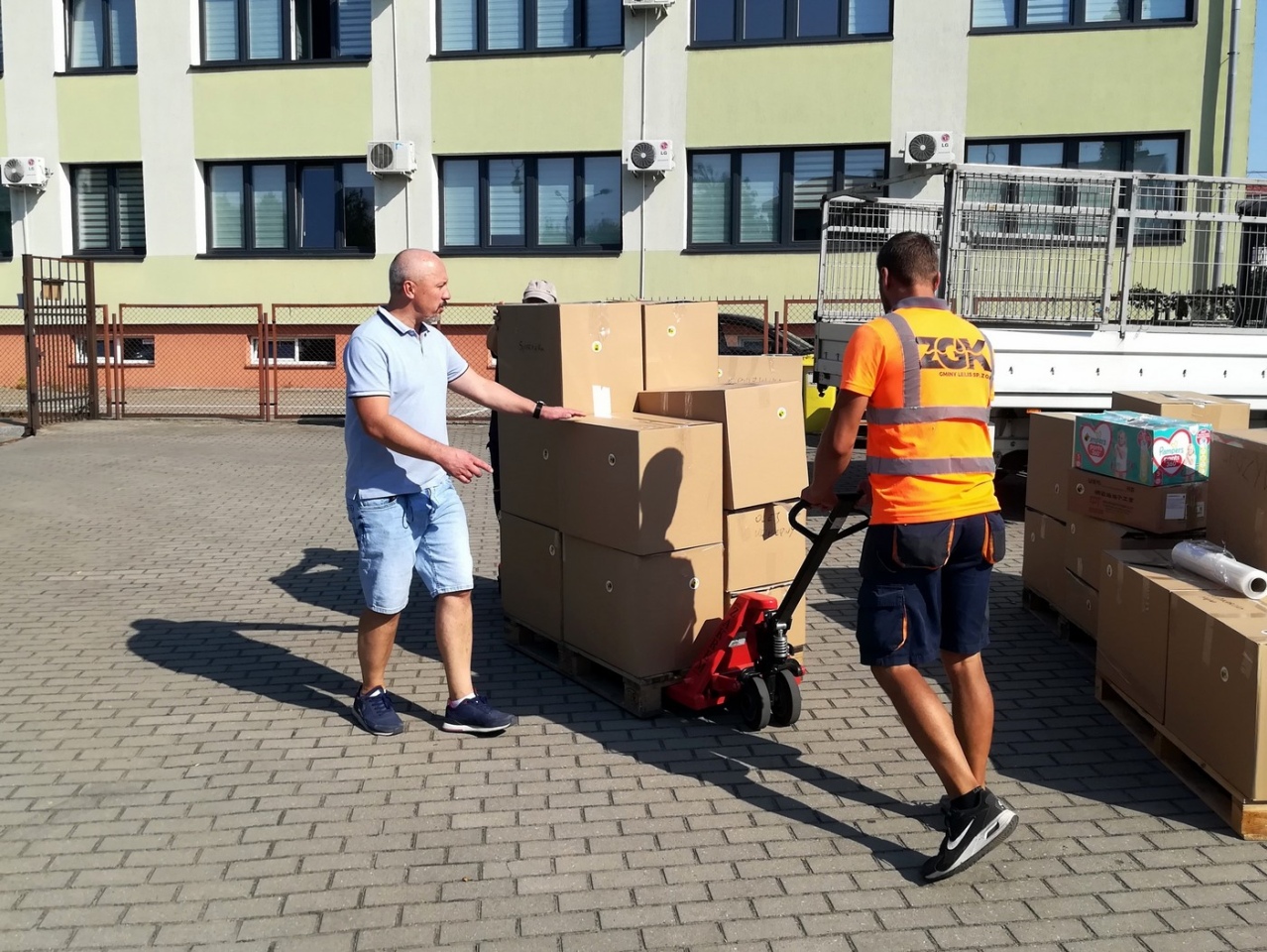 Lelis pomaga powodzianom [20.09.2024] - zdjęcie #1 - eOstroleka.pl