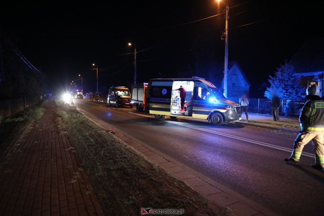 Wypadek w Dylewie [20.09.2024] - zdjęcie #3 - eOstroleka.pl