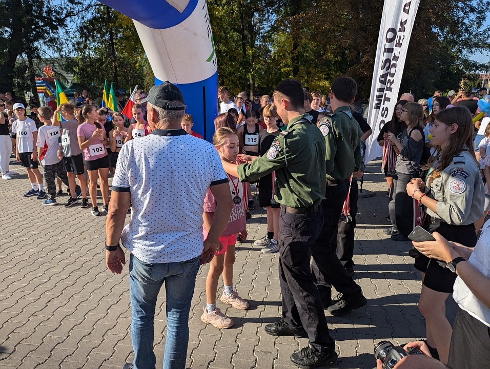 Bieg Kolejarza w Ostrołęce [21.09.2024] - zdjęcie #10 - eOstroleka.pl