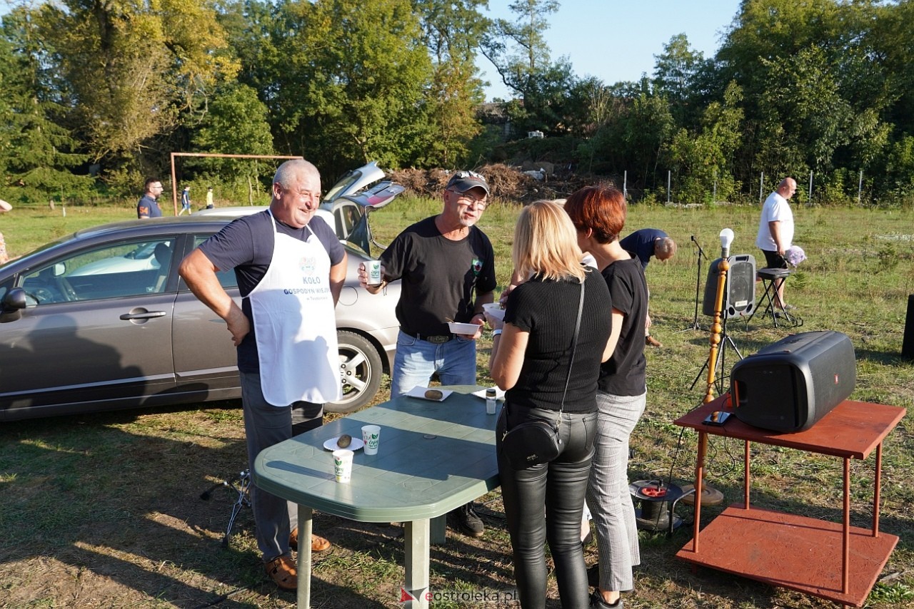 Święto pieczonego ziemniaka w Teodorowie [21.09.2024] - zdjęcie #11 - eOstroleka.pl