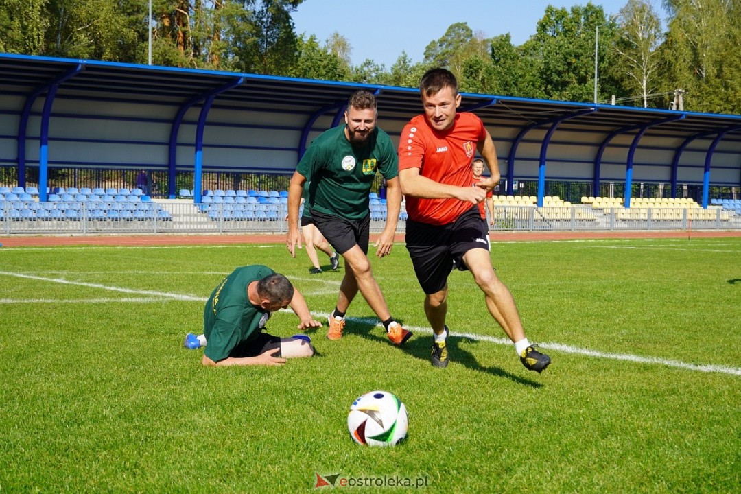 II Powiatowy Turniej Samorządowców w Piłce Nożnej [22.09.2024] - zdjęcie #86 - eOstroleka.pl