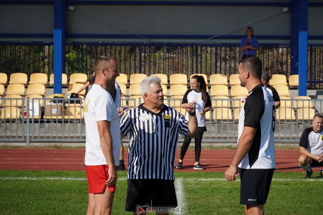 II Powiatowy Turniej Samorządowców w Piłce Nożnej [22.09.2024] - zdjęcie #57 - eOstroleka.pl