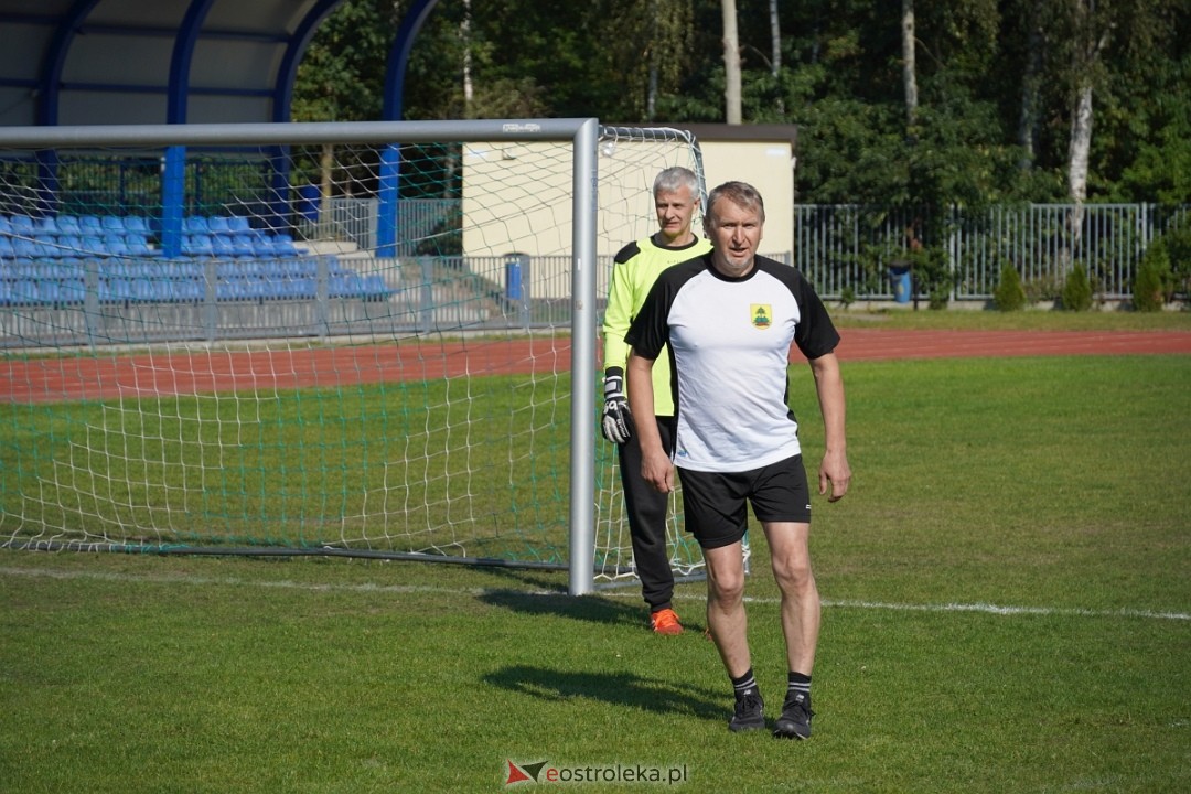 II Powiatowy Turniej Samorządowców w Piłce Nożnej [22.09.2024] - zdjęcie #38 - eOstroleka.pl