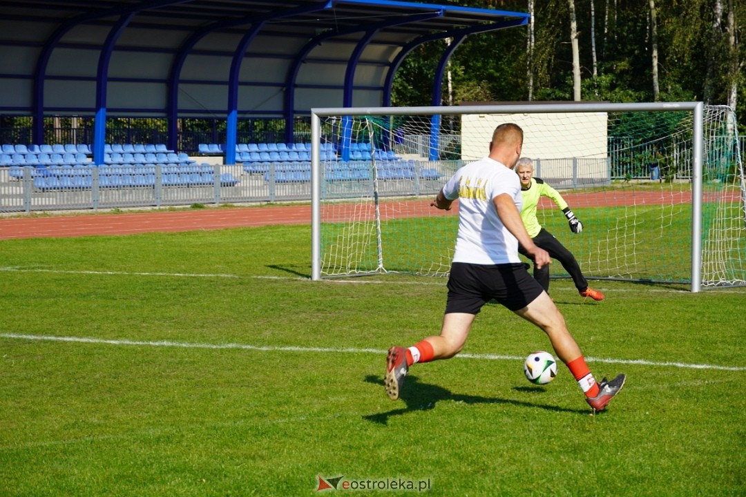II Powiatowy Turniej Samorządowców w Piłce Nożnej [22.09.2024] - zdjęcie #29 - eOstroleka.pl