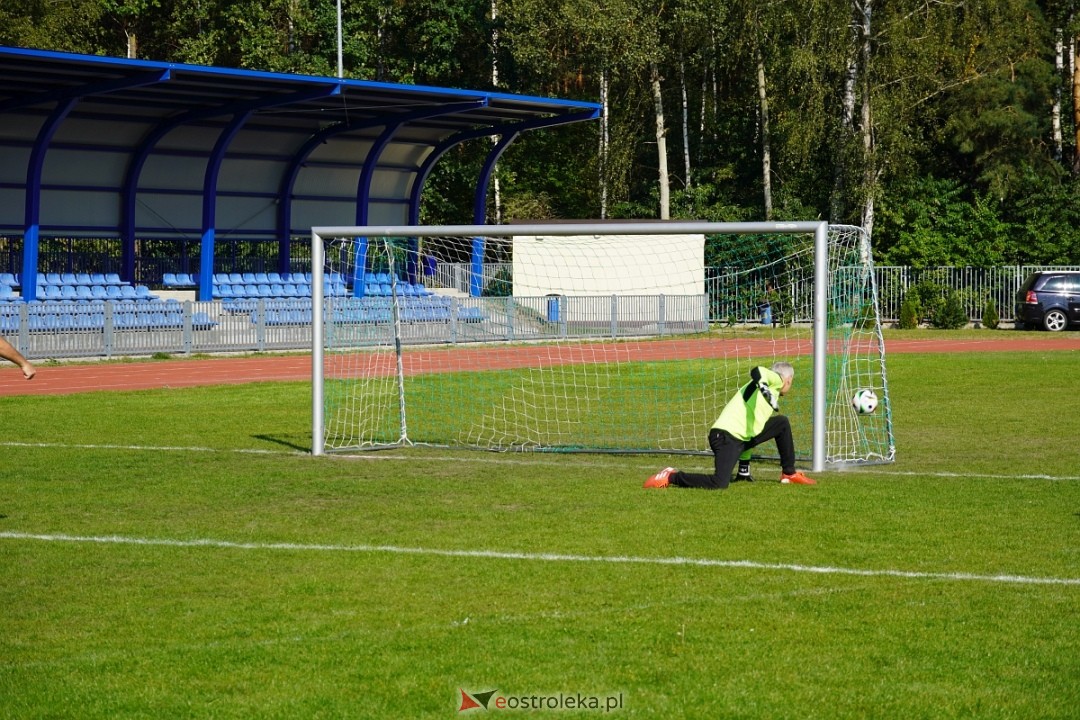 II Powiatowy Turniej Samorządowców w Piłce Nożnej [22.09.2024] - zdjęcie #27 - eOstroleka.pl