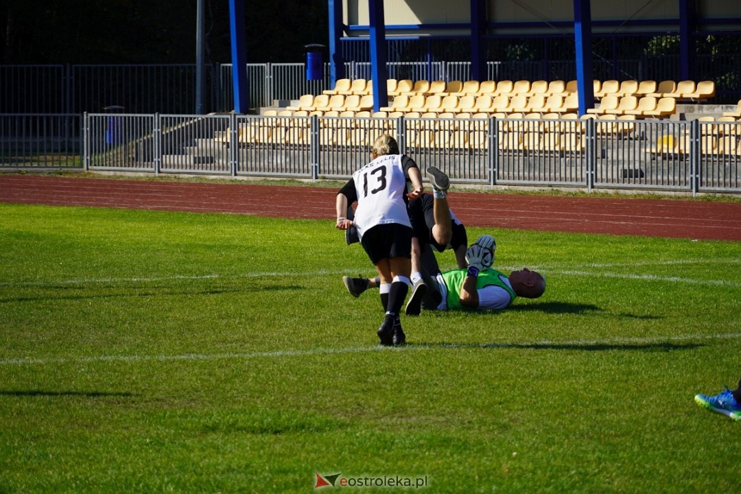 II Powiatowy Turniej Samorządowców w Piłce Nożnej [22.09.2024] - zdjęcie #17 - eOstroleka.pl