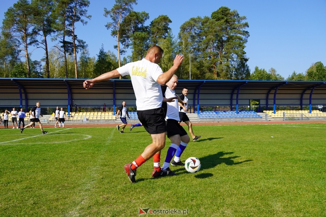 II Powiatowy Turniej Samorządowców w Piłce Nożnej [22.09.2024] - zdjęcie #5 - eOstroleka.pl
