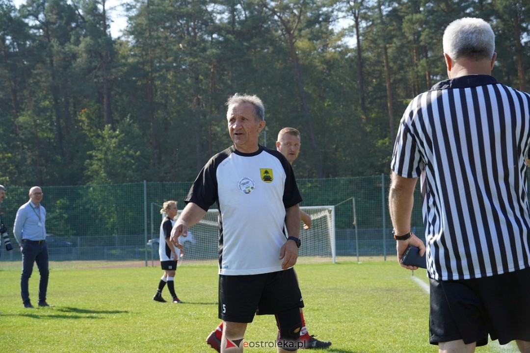 II Powiatowy Turniej Samorządowców w Piłce Nożnej [22.09.2024] - zdjęcie #2 - eOstroleka.pl