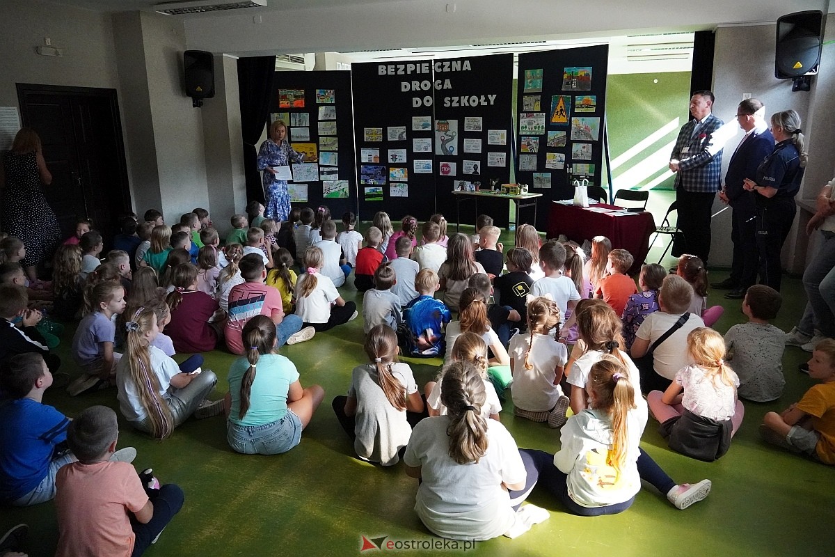 Bezpieczna droga do szkoły - podsumowanie konkursu w SP 10 [25.09.2024] - zdjęcie #48 - eOstroleka.pl
