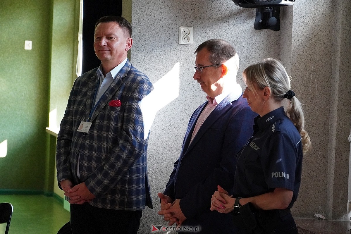 Bezpieczna droga do szkoły - podsumowanie konkursu w SP 10 [25.09.2024] - zdjęcie #44 - eOstroleka.pl