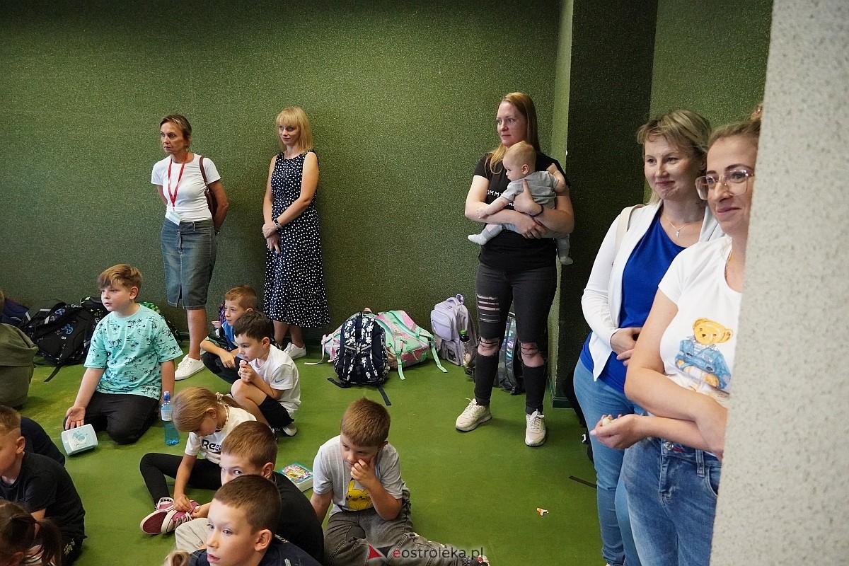 Bezpieczna droga do szkoły - podsumowanie konkursu w SP 10 [25.09.2024] - zdjęcie #36 - eOstroleka.pl