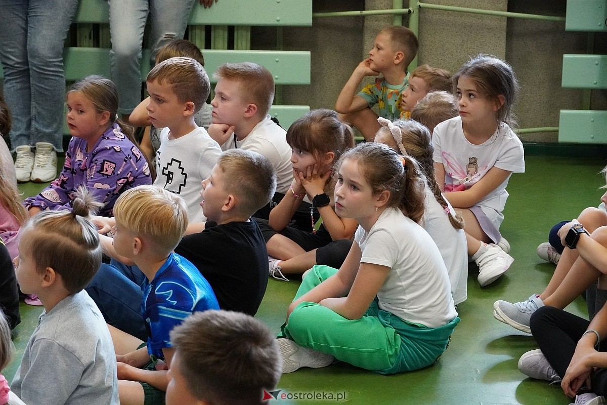 Bezpieczna droga do szkoły - podsumowanie konkursu w SP 10 [25.09.2024] - zdjęcie #32 - eOstroleka.pl