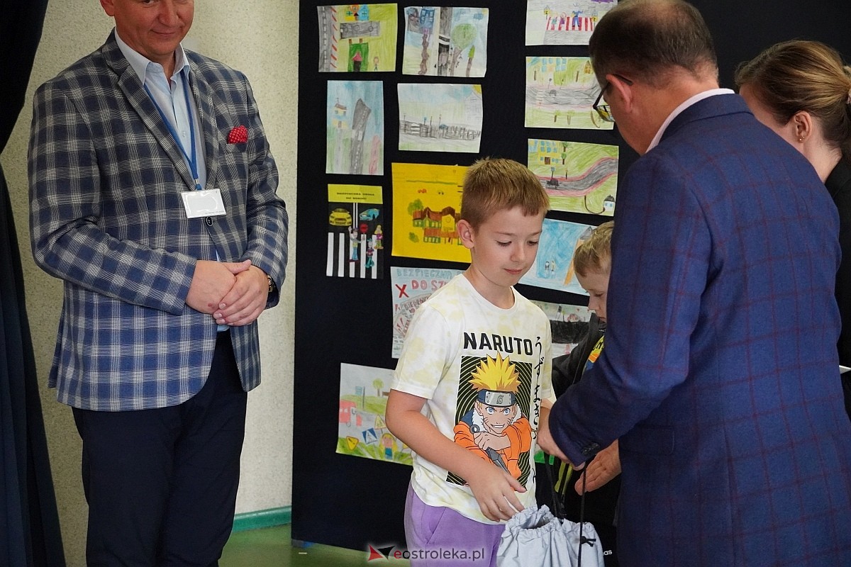 Bezpieczna droga do szkoły - podsumowanie konkursu w SP 10 [25.09.2024] - zdjęcie #26 - eOstroleka.pl