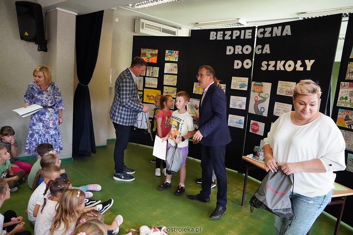 Bezpieczna droga do szkoły - podsumowanie konkursu w SP 10 [25.09.2024] - zdjęcie #25 - eOstroleka.pl