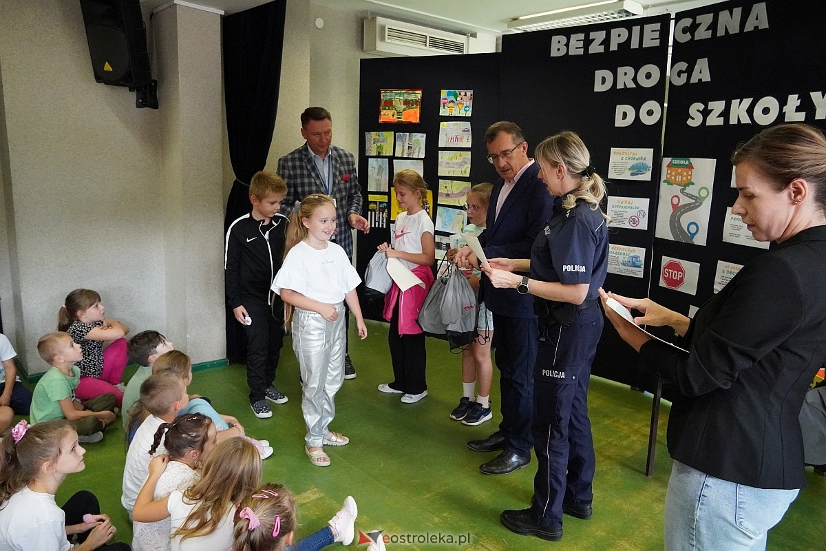 Bezpieczna droga do szkoły - podsumowanie konkursu w SP 10 [25.09.2024] - zdjęcie #20 - eOstroleka.pl