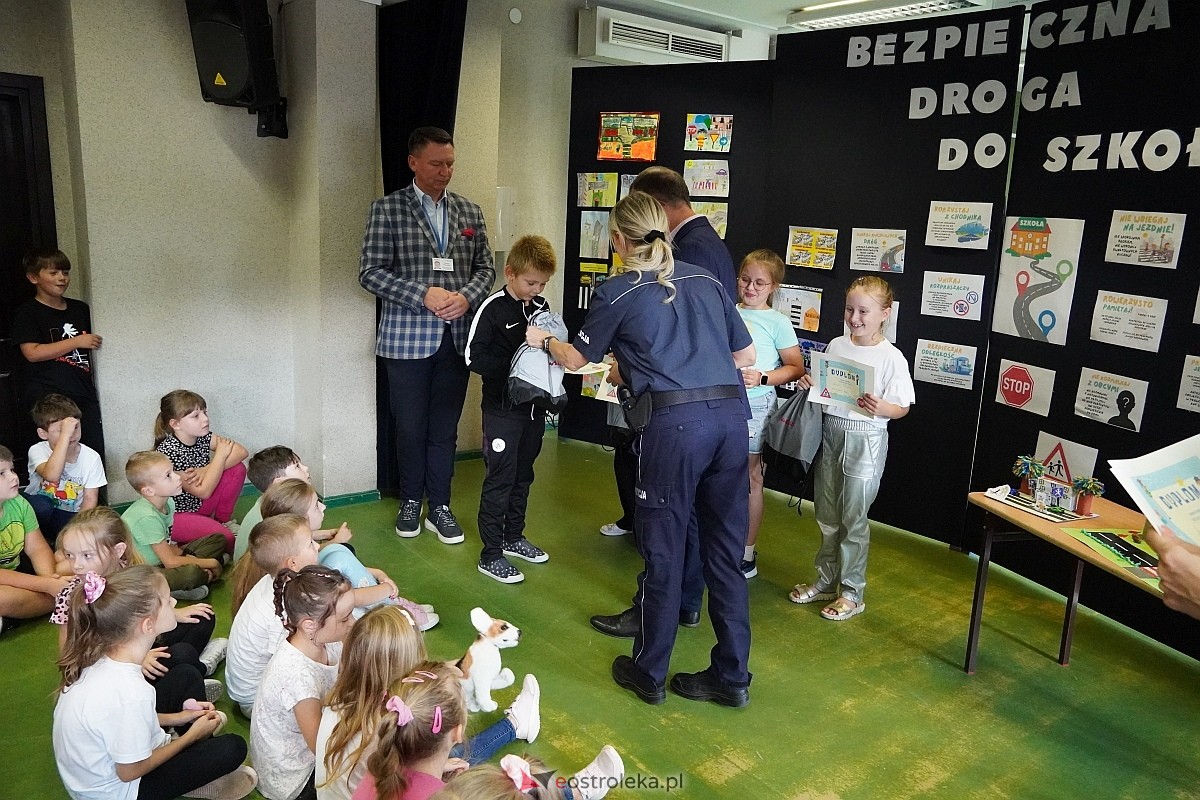 Bezpieczna droga do szkoły - podsumowanie konkursu w SP 10 [25.09.2024] - zdjęcie #16 - eOstroleka.pl