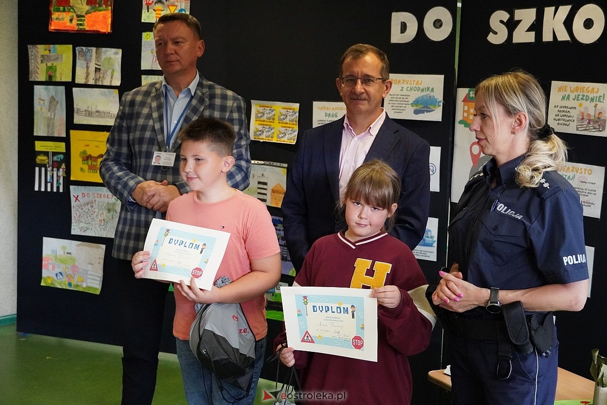 Bezpieczna droga do szkoły - podsumowanie konkursu w SP 10 [25.09.2024] - zdjęcie #9 - eOstroleka.pl
