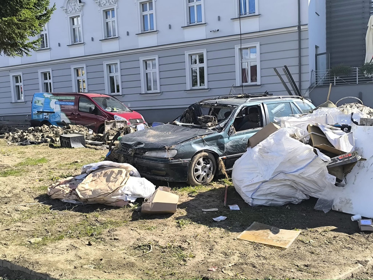 Rzekuń pomaga powodzianom [25.09.2024] - zdjęcie #2 - eOstroleka.pl