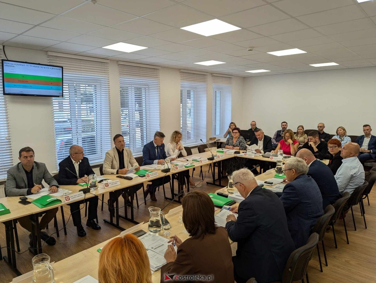 Sesja rady miasta Ostrołęki [26.09.2024] - zdjęcie #30 - eOstroleka.pl