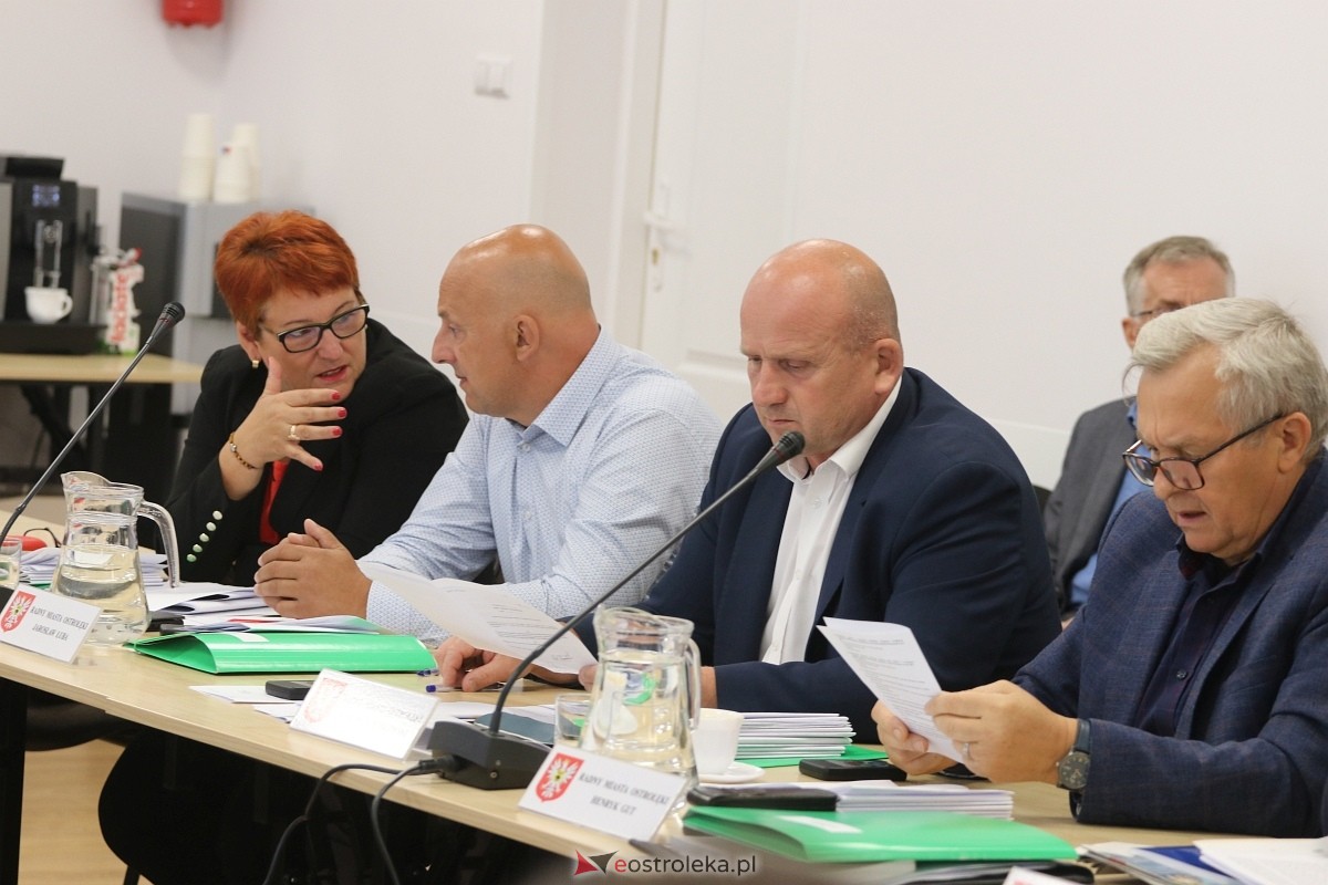 Sesja rady miasta Ostrołęki [26.09.2024] - zdjęcie #12 - eOstroleka.pl