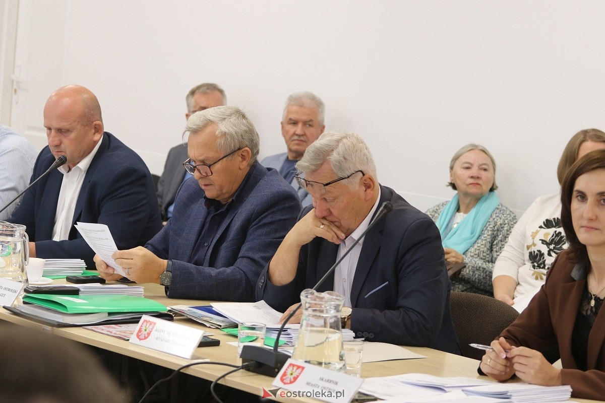 Sesja rady miasta Ostrołęki [26.09.2024] - zdjęcie #11 - eOstroleka.pl