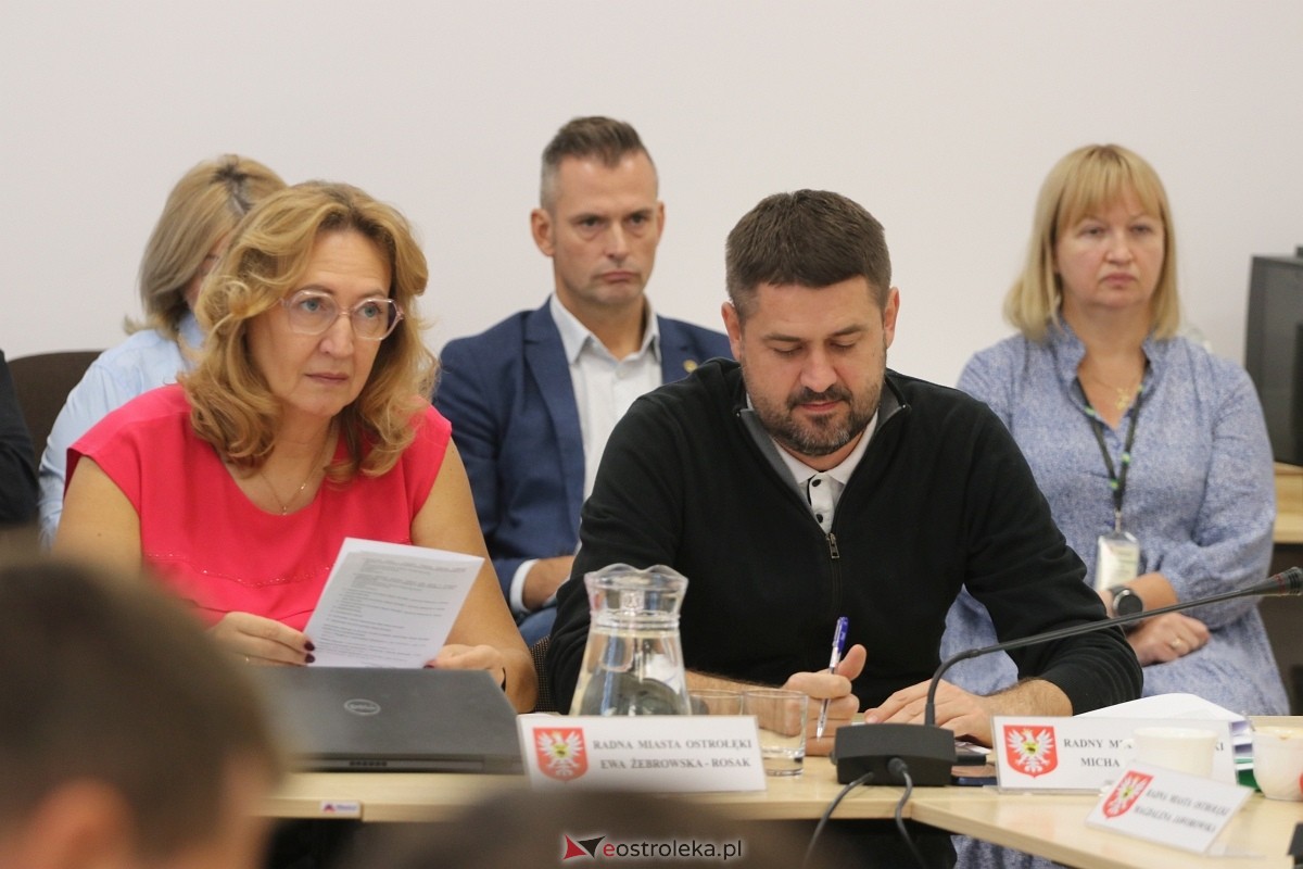 Sesja rady miasta Ostrołęki [26.09.2024] - zdjęcie #10 - eOstroleka.pl