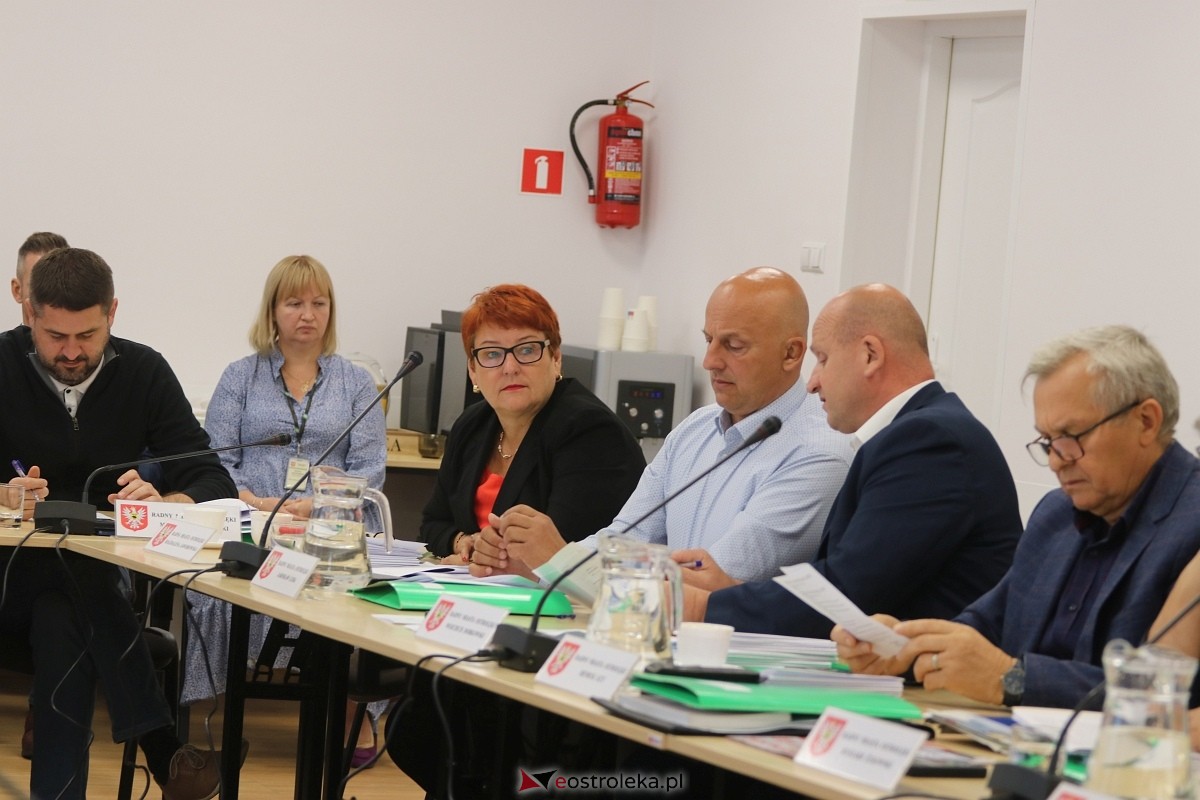 Sesja rady miasta Ostrołęki [26.09.2024] - zdjęcie #7 - eOstroleka.pl