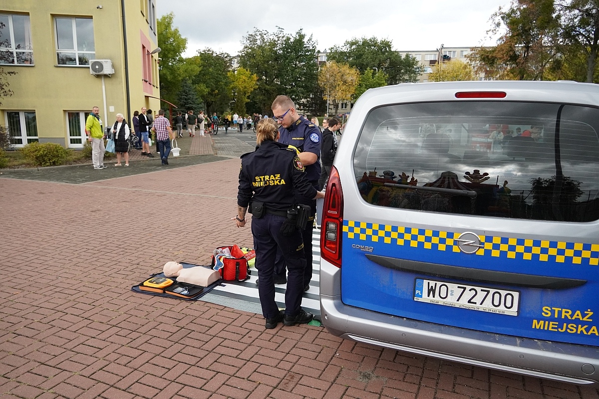 Fetyn Bezpieczni i aktywni z szóstką [27.09.2024] - zdjęcie #58 - eOstroleka.pl