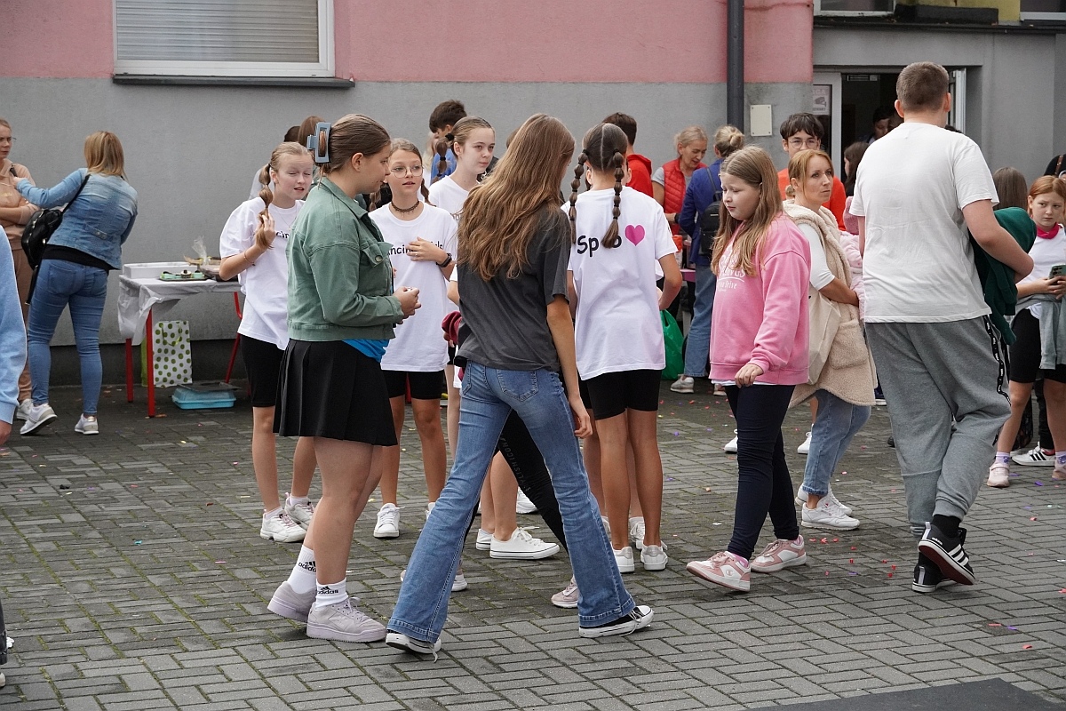 Fetyn Bezpieczni i aktywni z szóstką [27.09.2024] - zdjęcie #39 - eOstroleka.pl