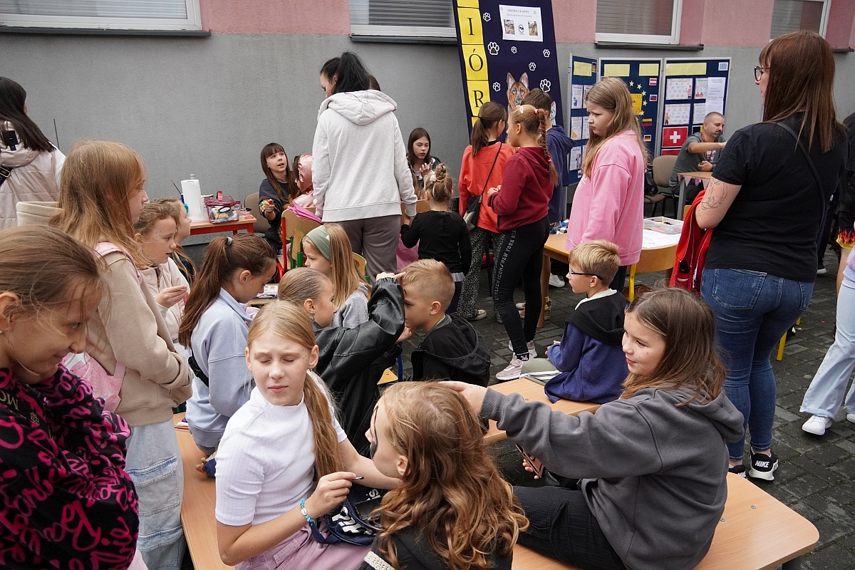 Fetyn Bezpieczni i aktywni z szóstką [27.09.2024] - zdjęcie #38 - eOstroleka.pl