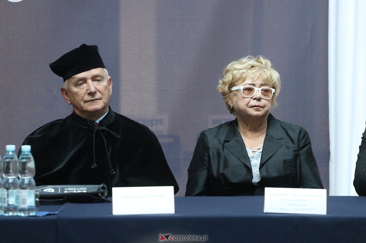 Inauguracja roku akademickiego WSAP [27.09.2024] - zdjęcie #97 - eOstroleka.pl