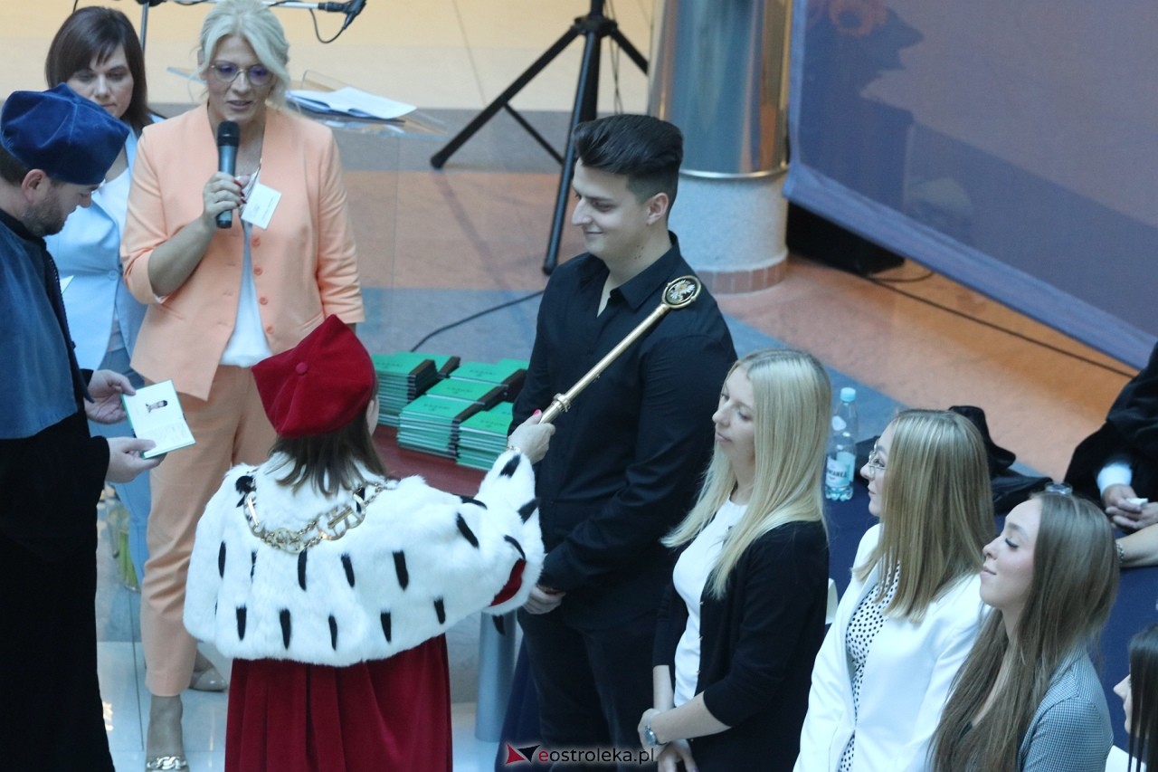 Inauguracja roku akademickiego WSAP [27.09.2024] - zdjęcie #46 - eOstroleka.pl