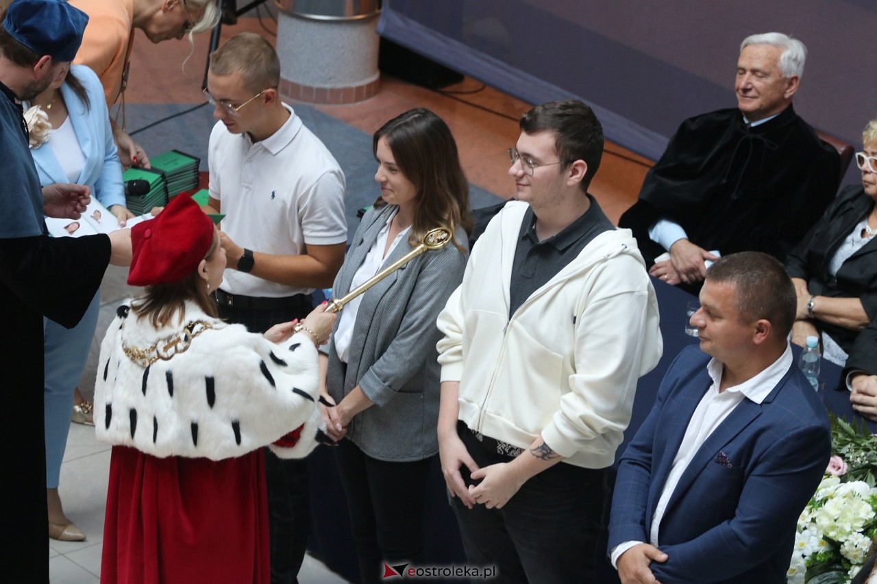 Inauguracja roku akademickiego WSAP [27.09.2024] - zdjęcie #34 - eOstroleka.pl