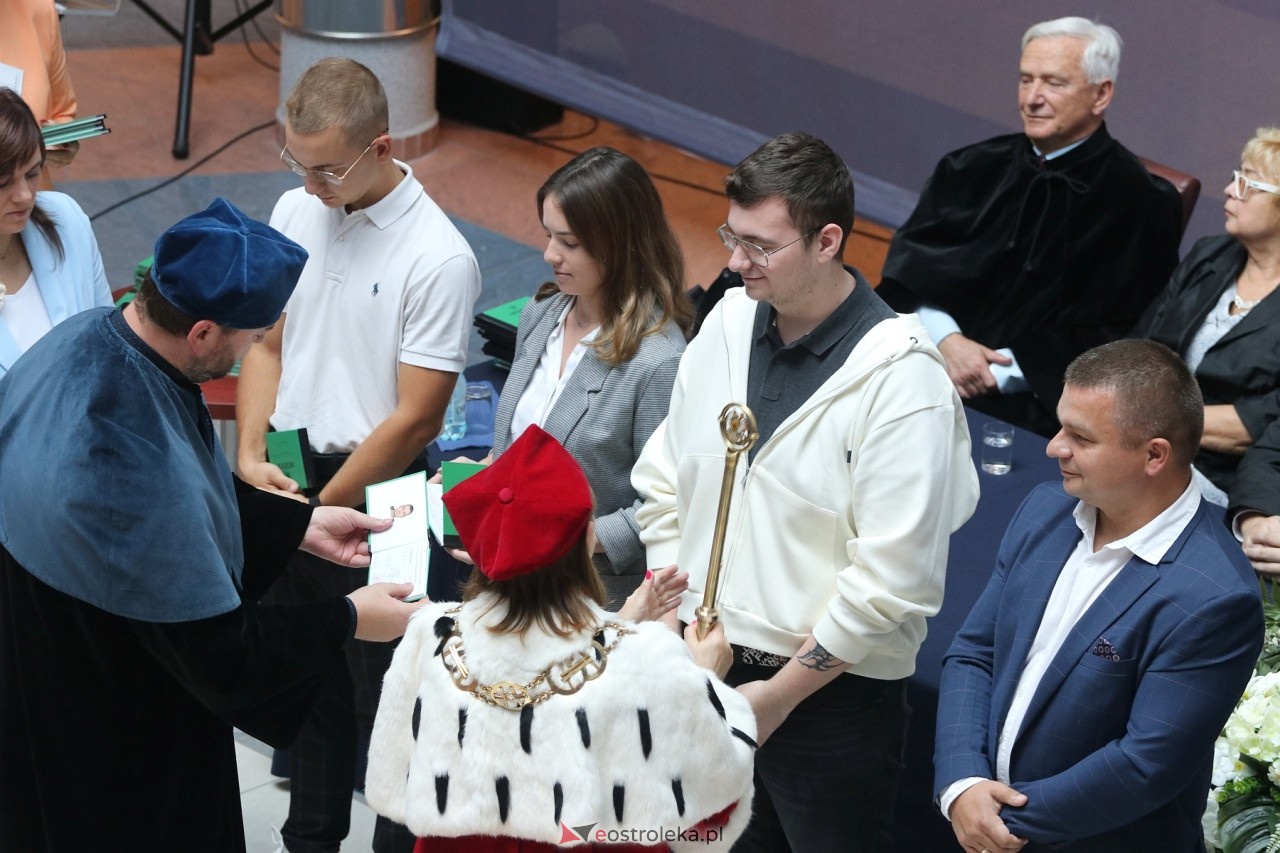 Inauguracja roku akademickiego WSAP [27.09.2024] - zdjęcie #33 - eOstroleka.pl