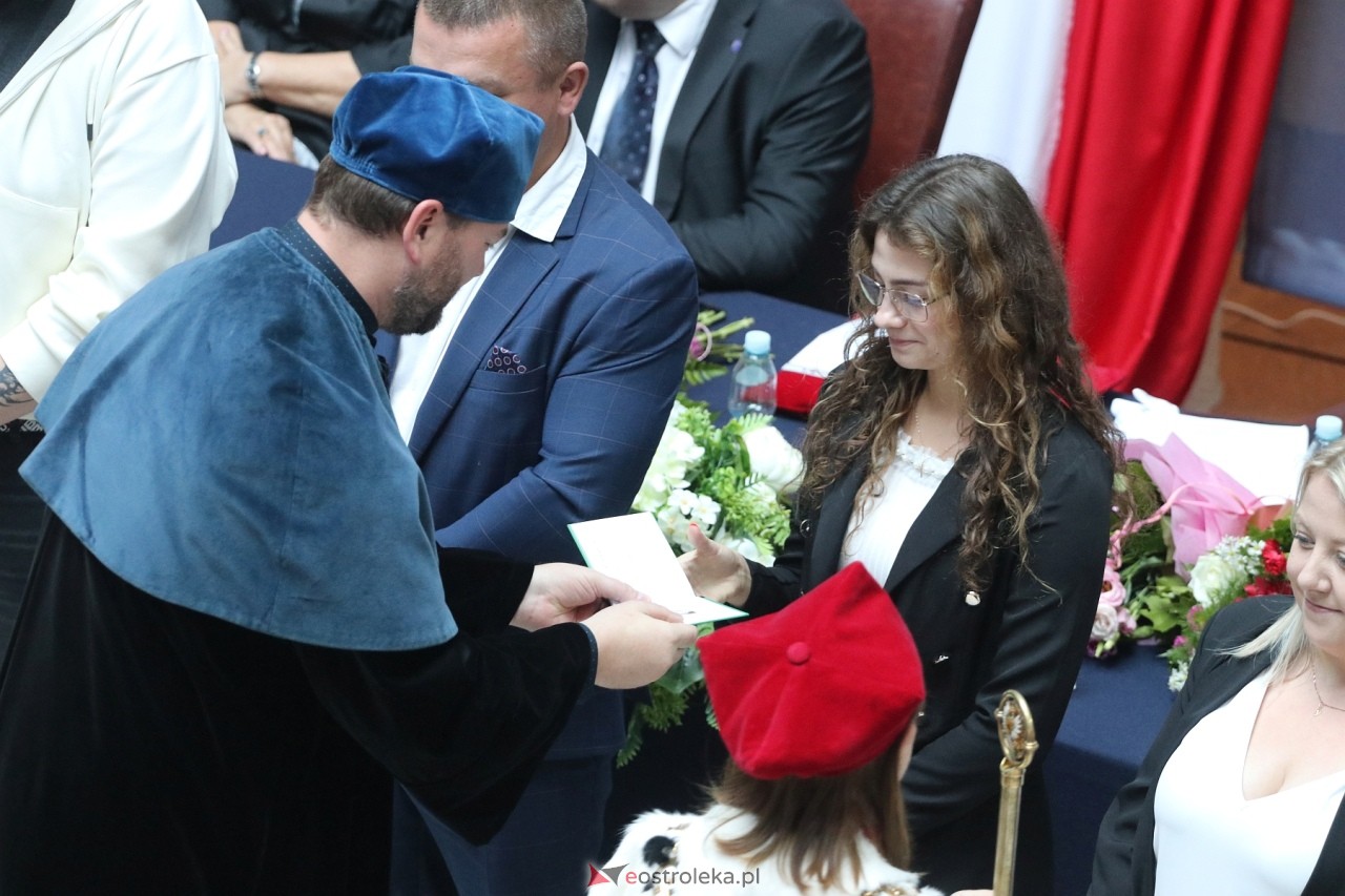 Inauguracja roku akademickiego WSAP [27.09.2024] - zdjęcie #30 - eOstroleka.pl