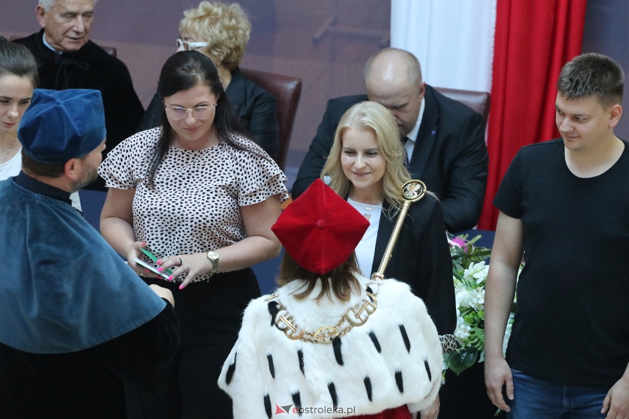 Inauguracja roku akademickiego WSAP [27.09.2024] - zdjęcie #4 - eOstroleka.pl