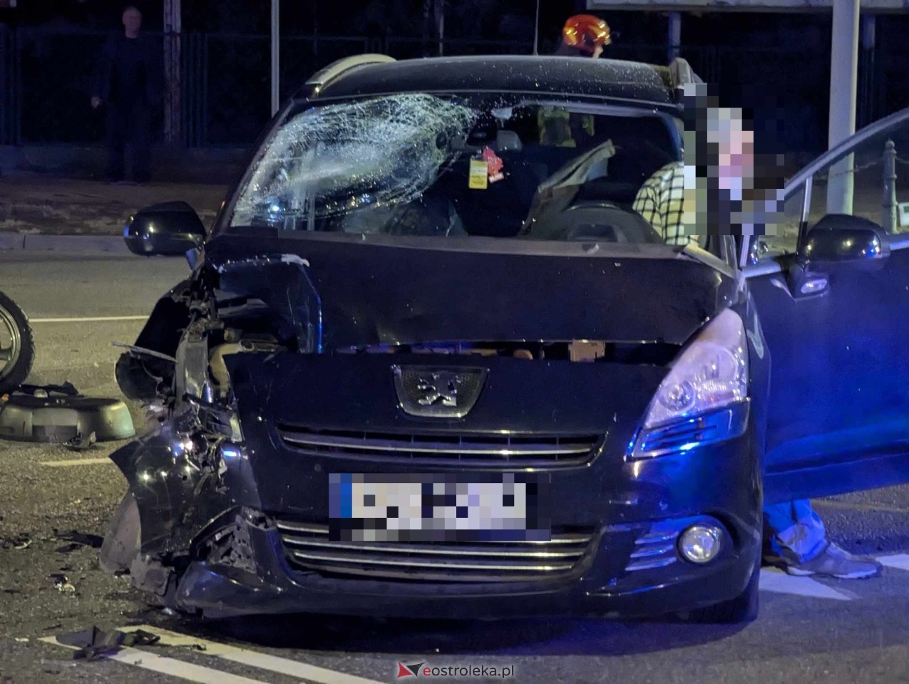 Wypadek przy dworcu w Ostrołęce [27.09.2024] - zdjęcie #10 - eOstroleka.pl