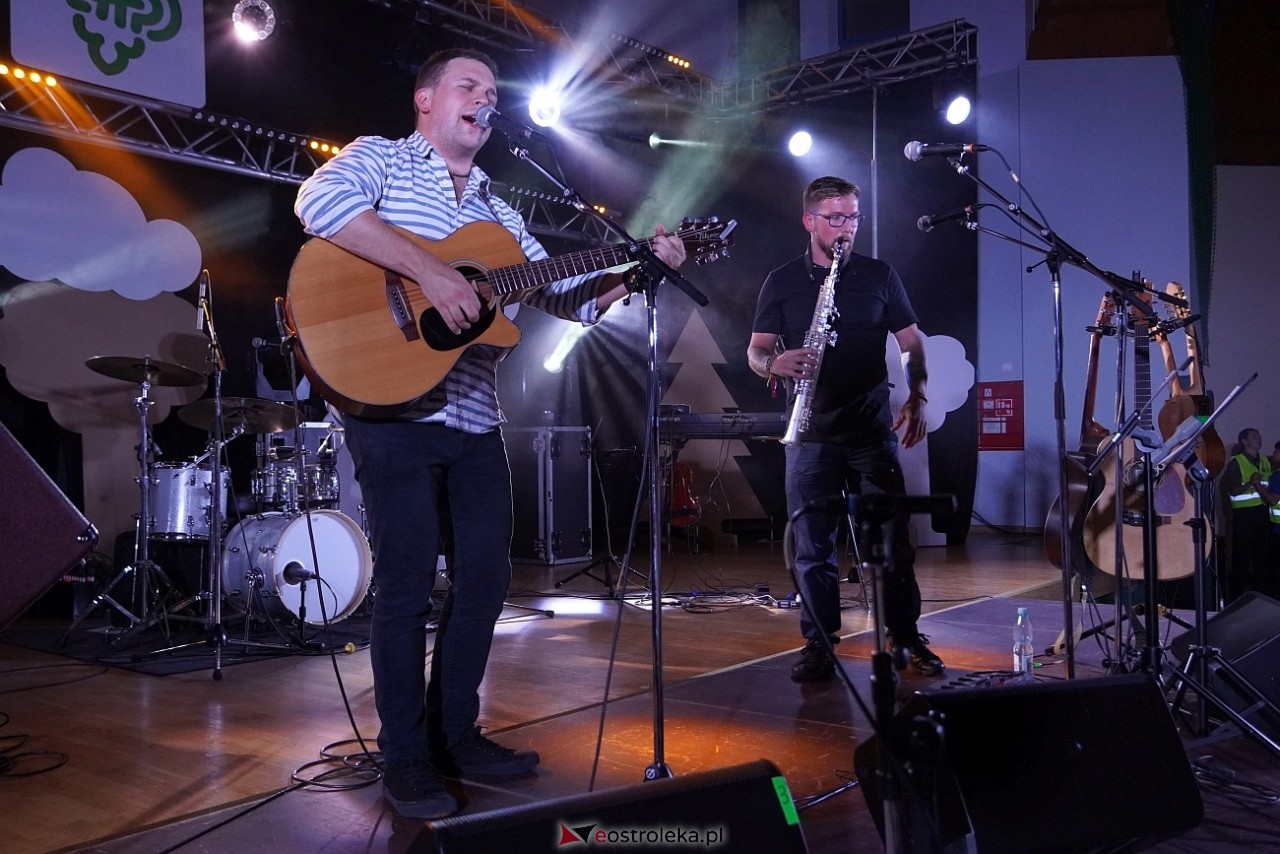 32. Dni Chorągwi Mazowieckiej: Koncert Wojtka Szumańskiego [28.09.2024] - zdjęcie #98 - eOstroleka.pl