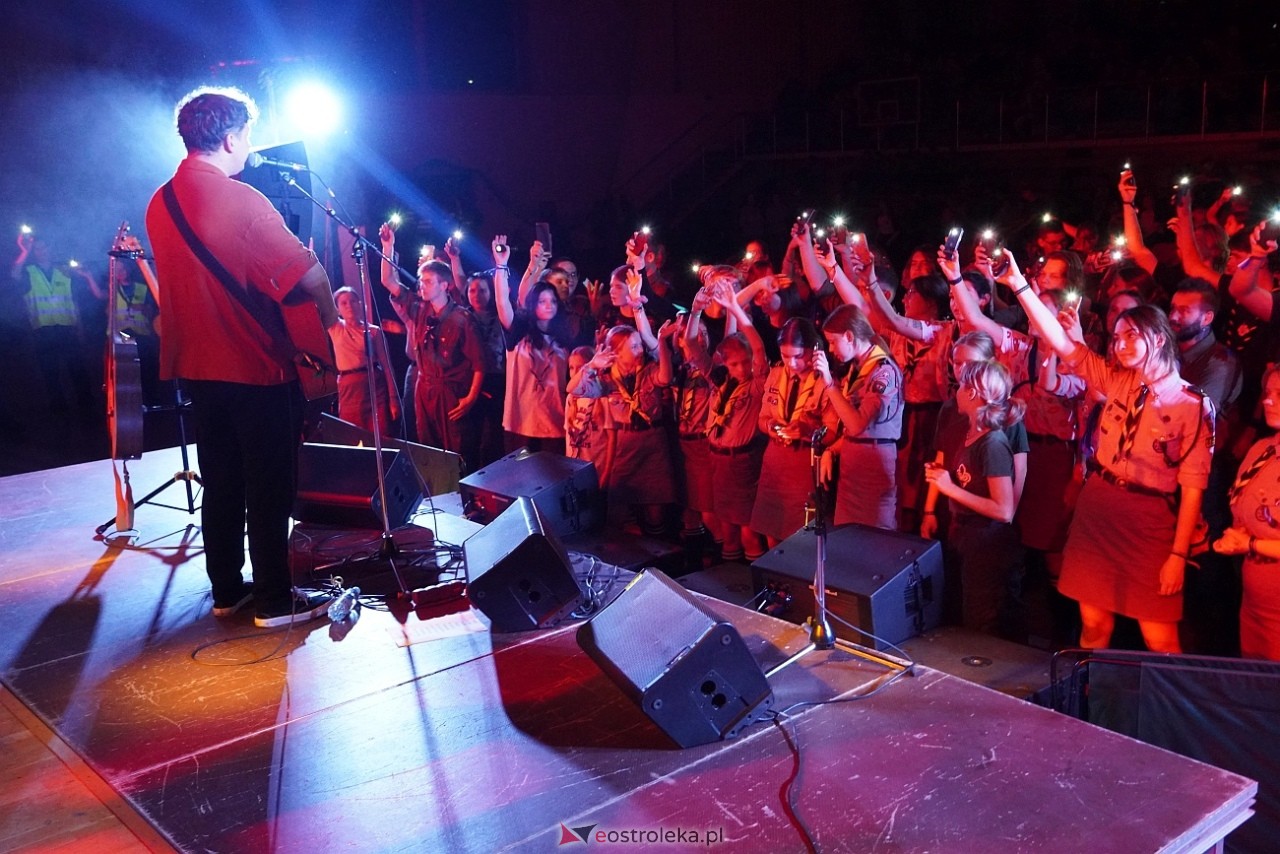 32. Dni Chorągwi Mazowieckiej: Koncert Wojtka Szumańskiego [28.09.2024] - zdjęcie #15 - eOstroleka.pl