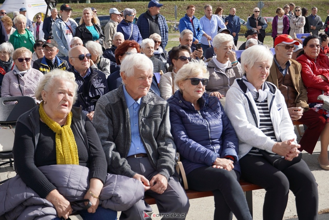 Międzynarodowy Dzień Osób Starszych. Obchody na plaży w Ostrołęce [29.09.2024] - zdjęcie #54 - eOstroleka.pl