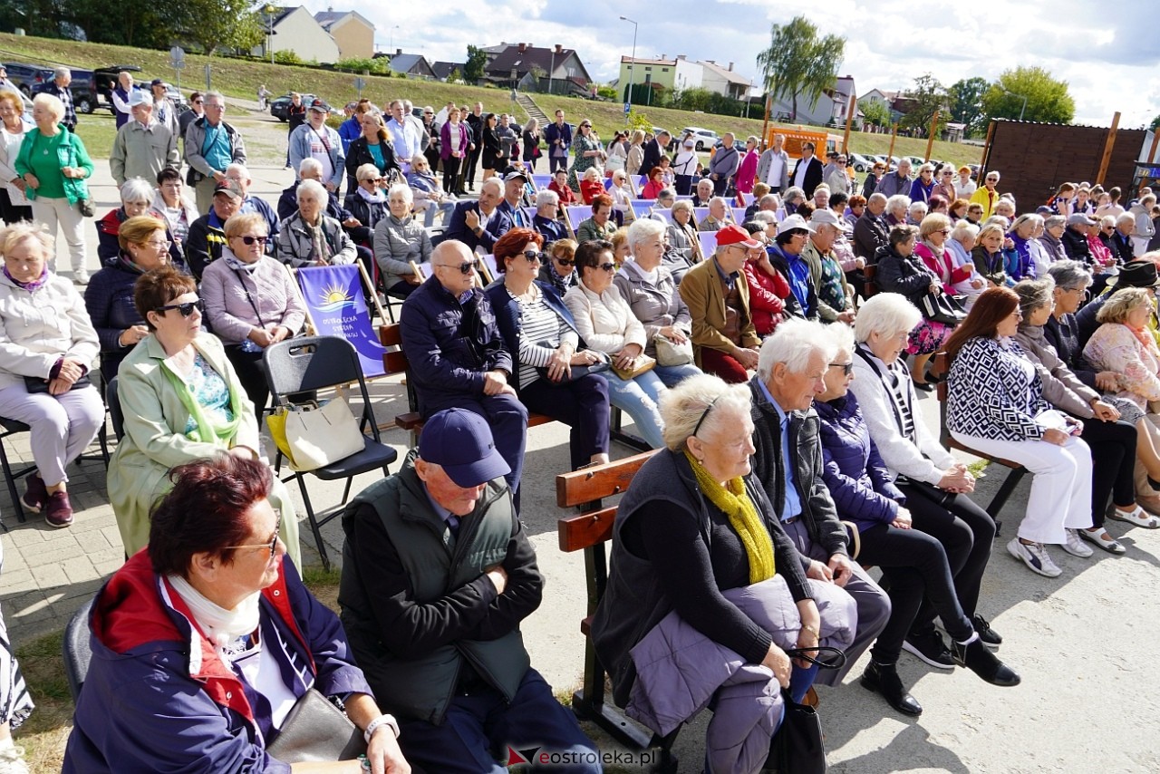 Międzynarodowy Dzień Osób Starszych. Obchody na plaży w Ostrołęce [29.09.2024] - zdjęcie #46 - eOstroleka.pl