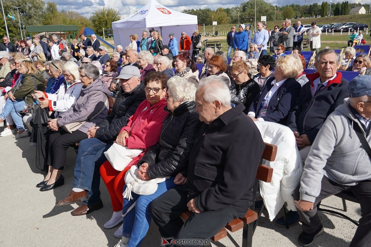 Międzynarodowy Dzień Osób Starszych. Obchody na plaży w Ostrołęce [29.09.2024] - zdjęcie #42 - eOstroleka.pl