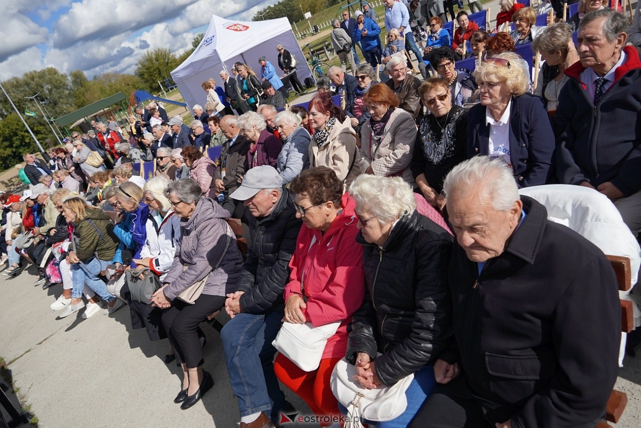 Międzynarodowy Dzień Osób Starszych. Obchody na plaży w Ostrołęce [29.09.2024] - zdjęcie #40 - eOstroleka.pl