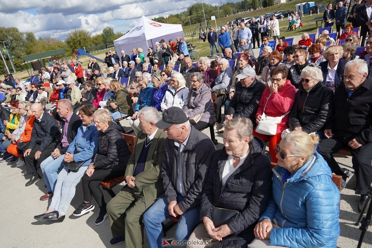 Międzynarodowy Dzień Osób Starszych. Obchody na plaży w Ostrołęce [29.09.2024] - zdjęcie #35 - eOstroleka.pl
