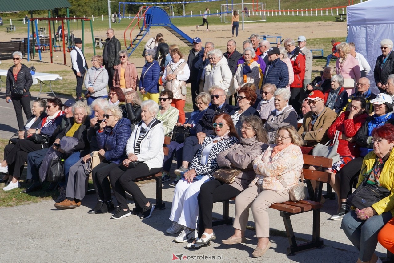 Międzynarodowy Dzień Osób Starszych. Obchody na plaży w Ostrołęce [29.09.2024] - zdjęcie #21 - eOstroleka.pl