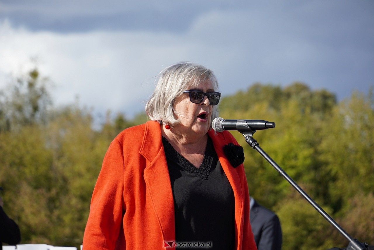 Międzynarodowy Dzień Osób Starszych. Obchody na plaży w Ostrołęce [29.09.2024] - zdjęcie #8 - eOstroleka.pl